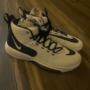 Nike Zoom Rize Mens Basketball Shoe